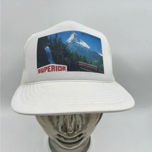 Vintage Superior Matterhorn Snapback Trucker Hat Cap - White.